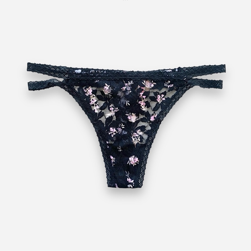 🌸New🌸 Victorias Secret Panties Thong Panty L